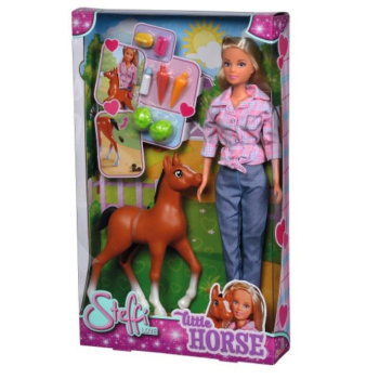 Steffi z kucykiem robiącym kupkę